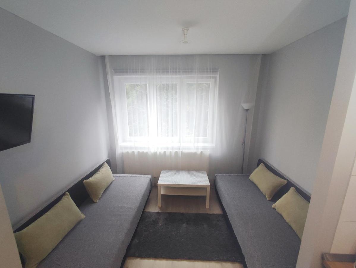 Alisa Apartments Kostomlaty nad Labem Eksteriør bilde