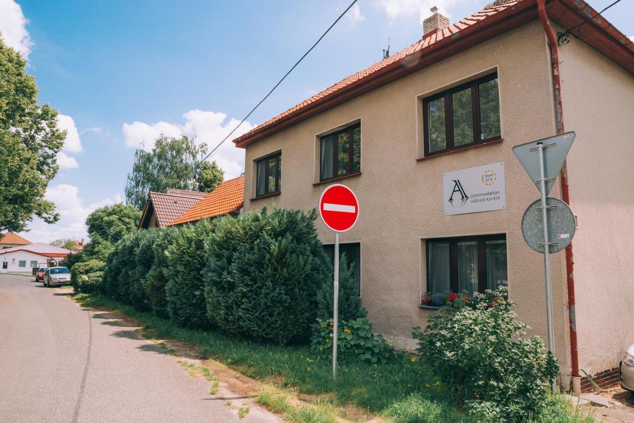 Alisa Apartments Kostomlaty nad Labem Eksteriør bilde