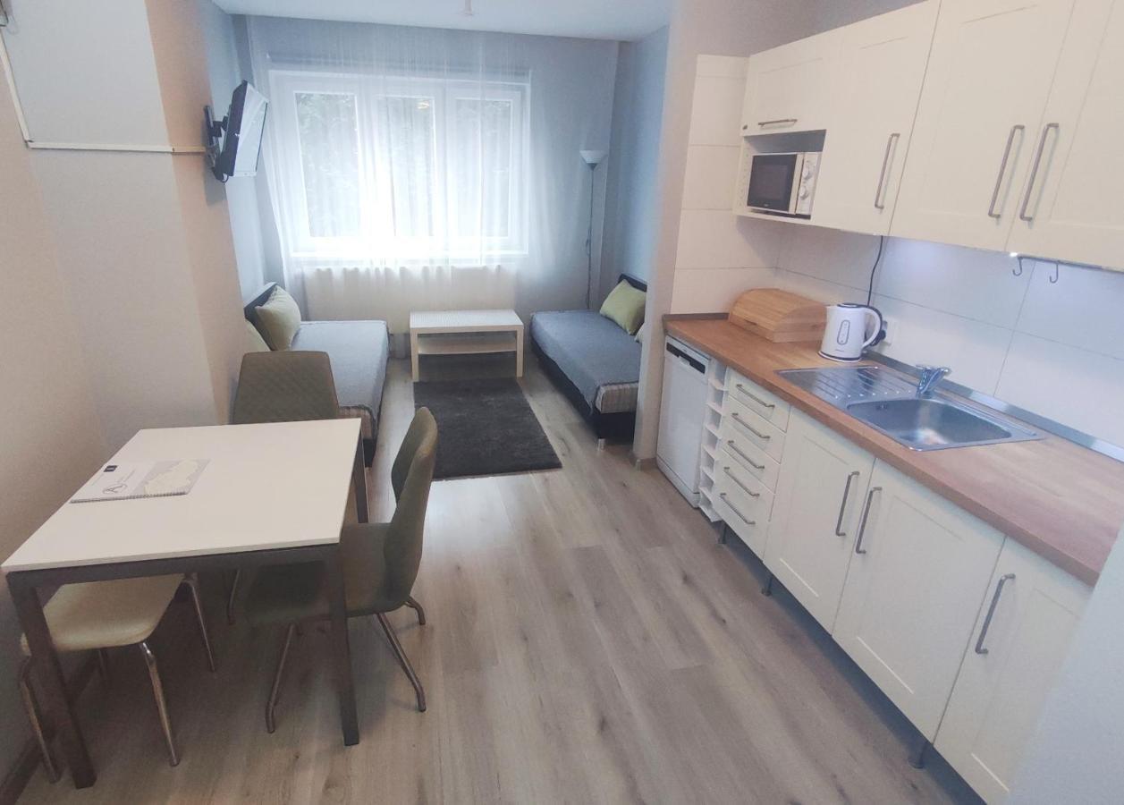 Alisa Apartments Kostomlaty nad Labem Eksteriør bilde